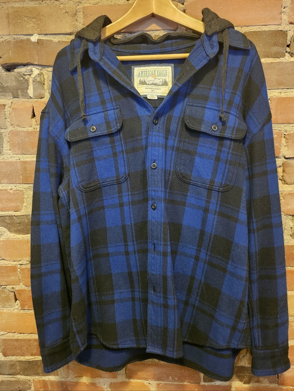 American Eagle Outfitters Men's Blue & Black Plaid Hooded Shacket - Large